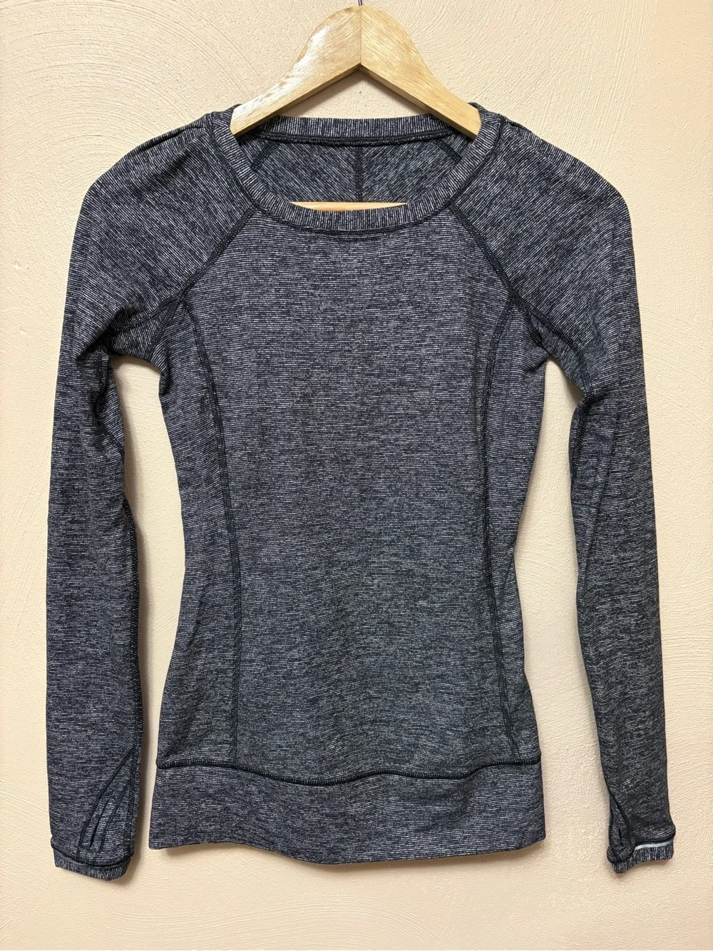 Lululemon Race Your Pace Long Sleeve Wee Stripe Black Heathered Black Size 2